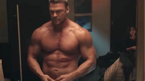 reacher alan ritchson height|Alan Ritchsons Height & Weight